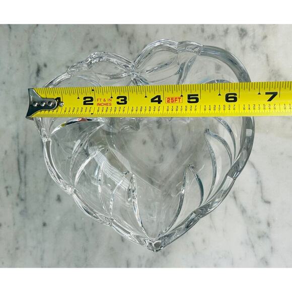 Gorham Heart Shaped Fine Crystal Bowl w/ Bow Germany Candy Dish 1831 Trinket - Picture 4 of 14